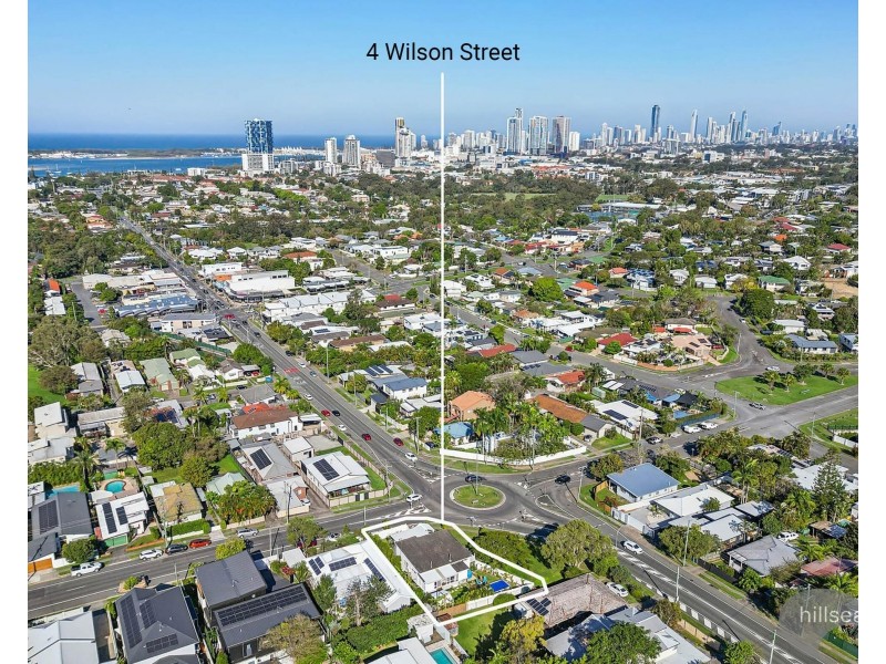 4 Wilson Street, Labrador QLD 4215