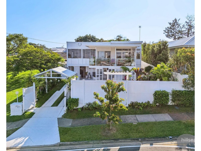 4 Wilson Street, Labrador QLD 4215