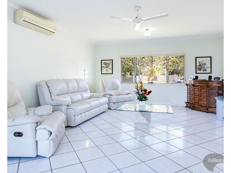 56 Jack Nicklaus Way, Parkwood QLD 4214