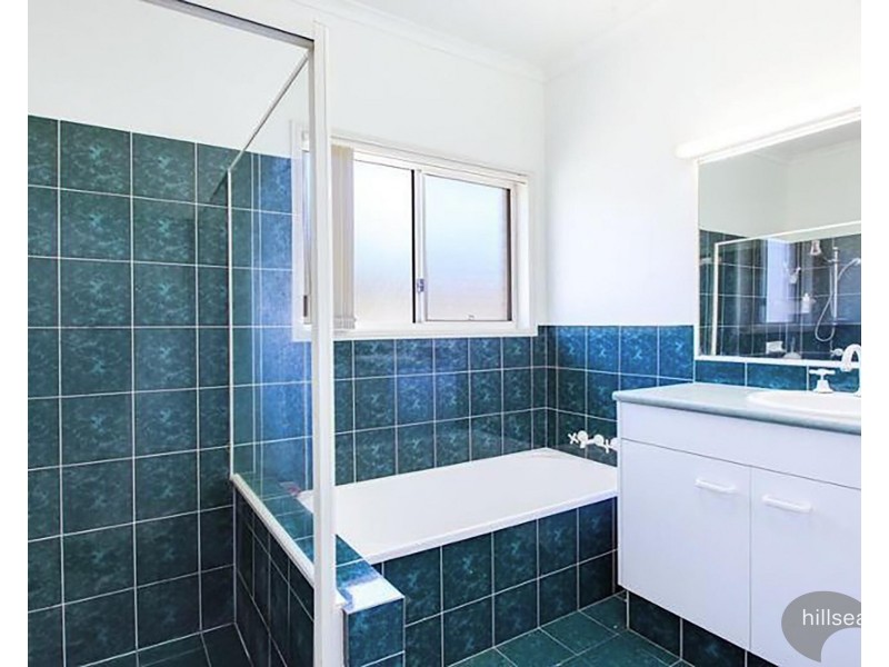 56 Jack Nicklaus Way, Parkwood QLD 4214