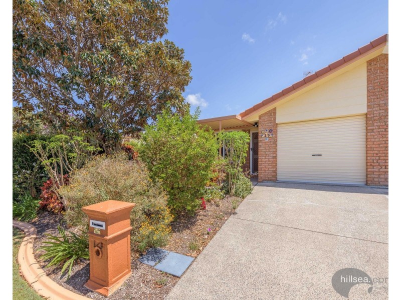 1/3 Clovelly Place, Labrador QLD 4215