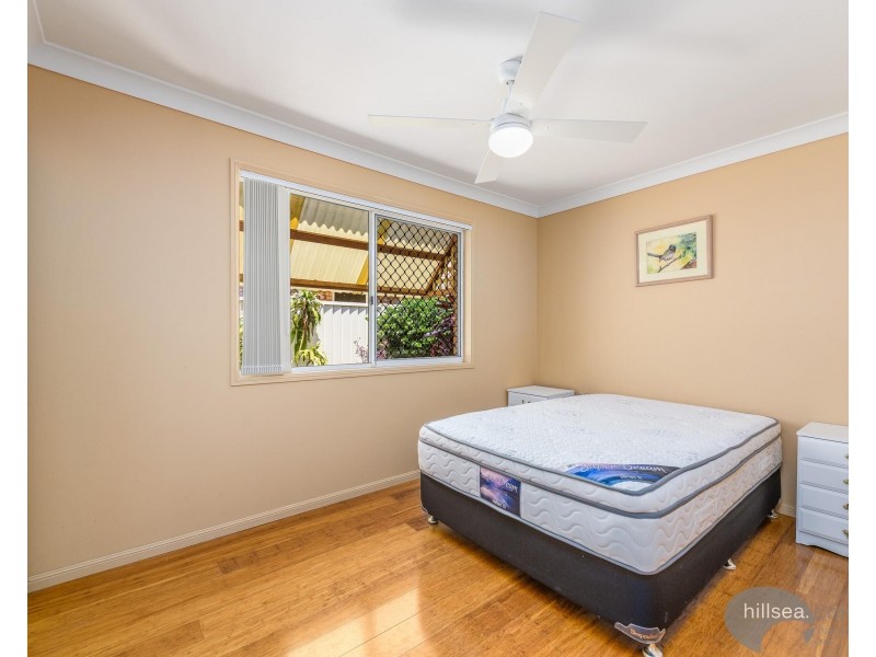 1/3 Clovelly Place, Labrador QLD 4215
