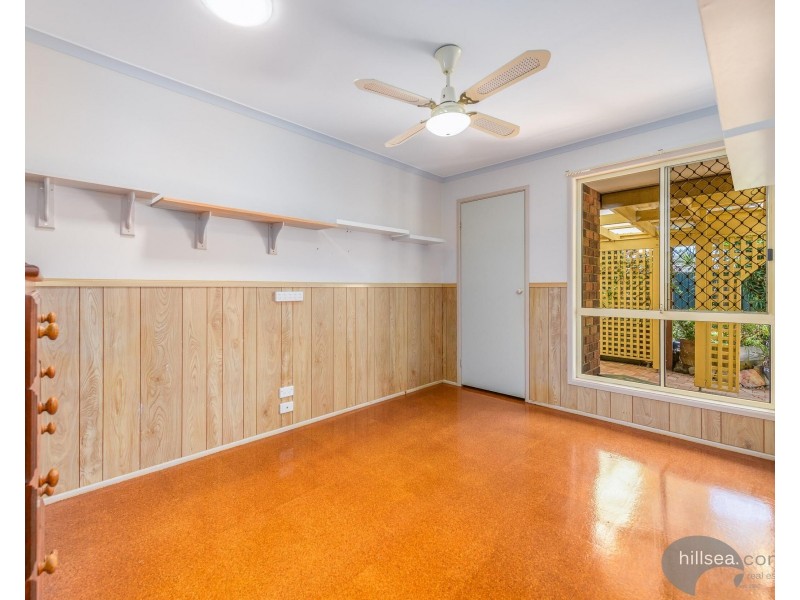 1/4 Robin Joy Close, Labrador QLD 4215