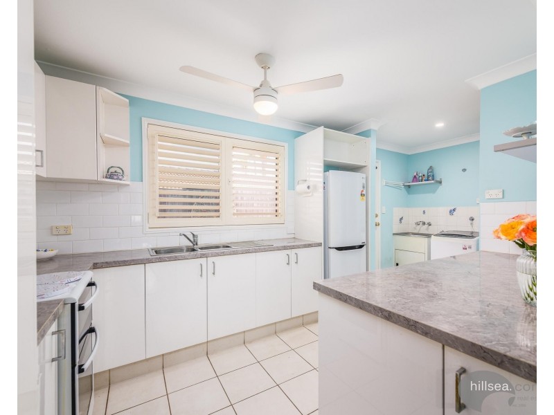 1/7 Stephanie Court, Labrador QLD 4215