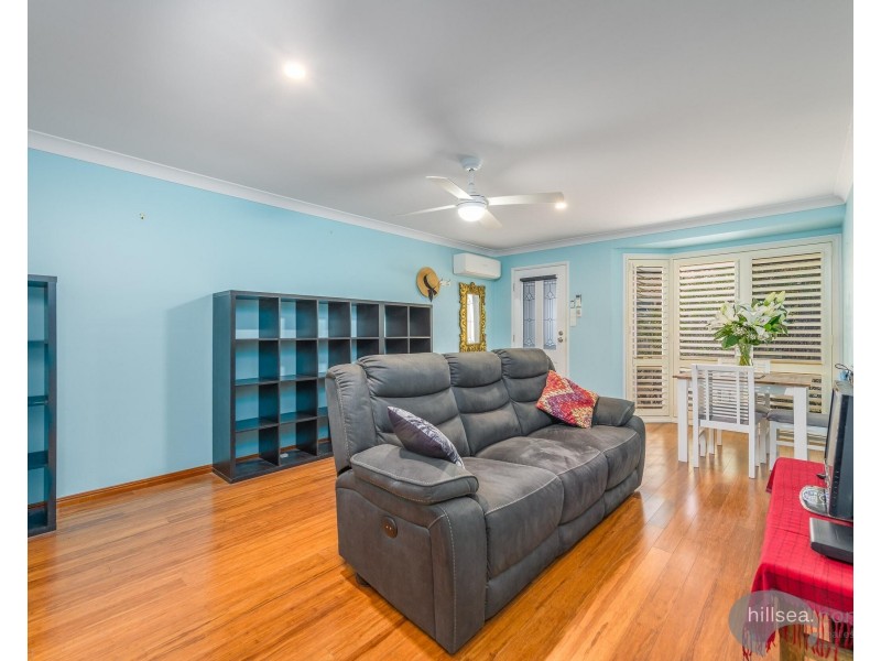 1/7 Stephanie Court, Labrador QLD 4215