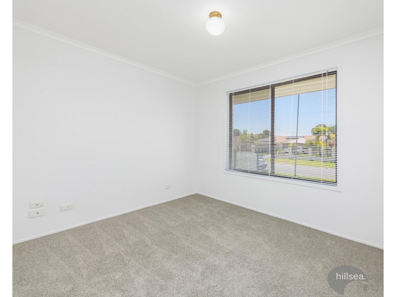 1/5 Hentdale Court, Labrador QLD 4215