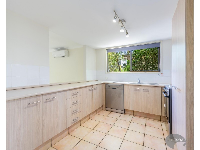 41/71 Olsen Avenue, Labrador QLD 4215
