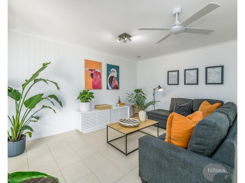1/5 Hill Court, Labrador QLD 4215