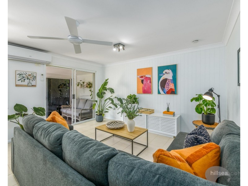 1/5 Hill Court, Labrador QLD 4215