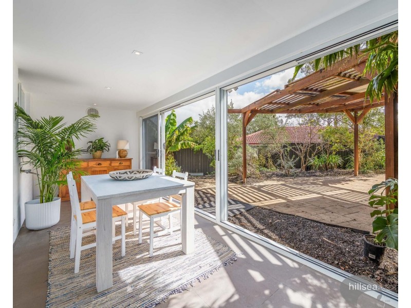 1/5 Hill Court, Labrador QLD 4215