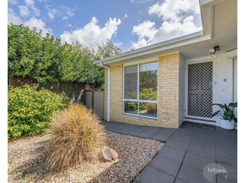 1/5 Hill Court, Labrador QLD 4215
