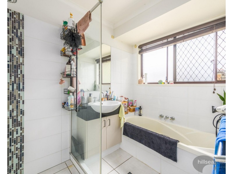 2/55 Morinda Way, Labrador QLD 4215