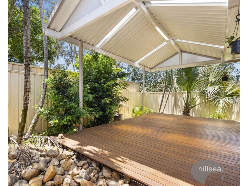 2/487 Pine Ridge Road, Runaway Bay QLD 4216