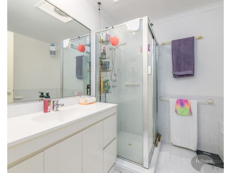 4/17 McMillan Street, Labrador QLD 4215