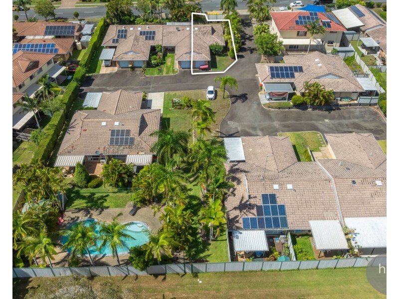 4/17 McMillan Street, Labrador QLD 4215