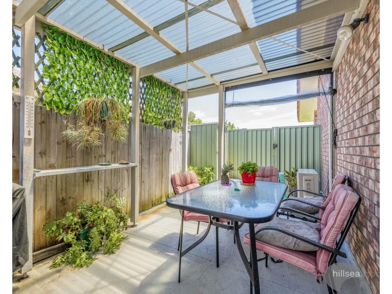 2/12 Calvary Court, Labrador QLD 4215