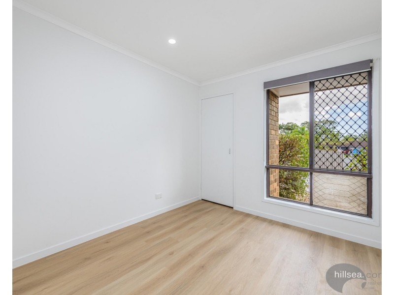 2/18 Elm Court, Labrador QLD 4215