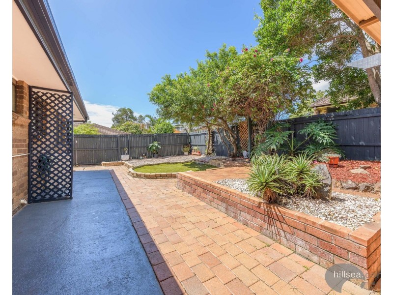 2/18 Elm Court, Labrador QLD 4215