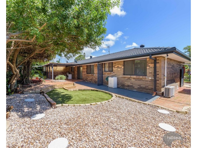 2/18 Elm Court, Labrador QLD 4215