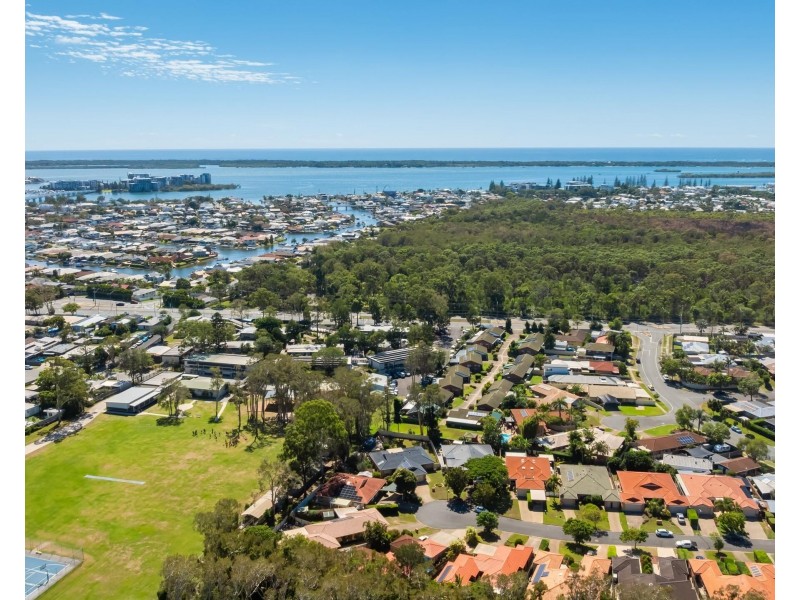 2/7 Ashlee Court, Coombabah QLD 4216