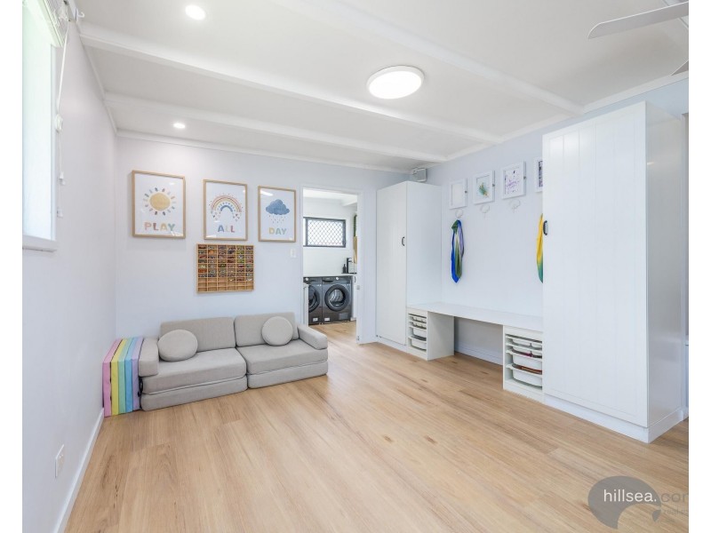 91 Poinsettia Avenue, Hollywell QLD 4216