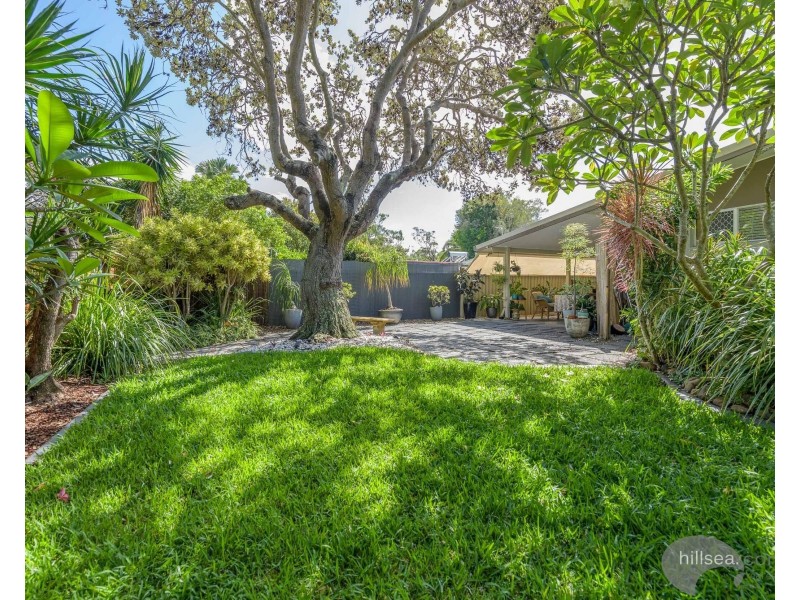 48 Deagon Drive, Runaway Bay QLD 4216