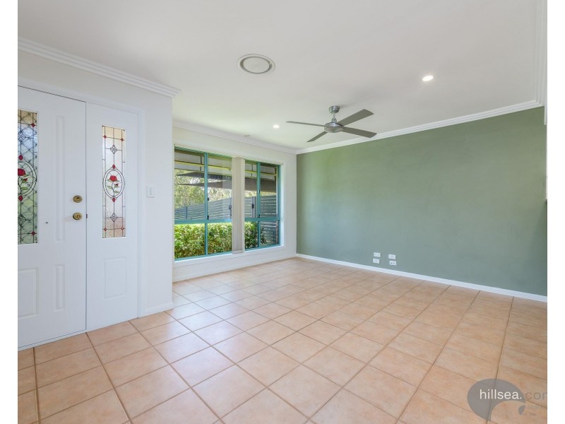 2/45 Brown Street, Labrador QLD 4215