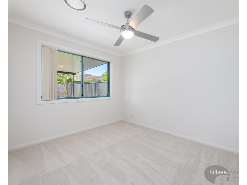 2/45 Brown Street, Labrador QLD 4215