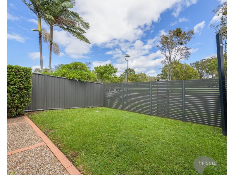 2/45 Brown Street, Labrador QLD 4215