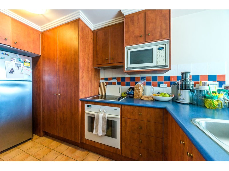 206/182-192 Marine Parade, Labrador QLD 4215