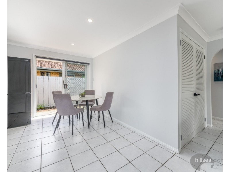 1/9 Riccarton Place, Labrador QLD 4215