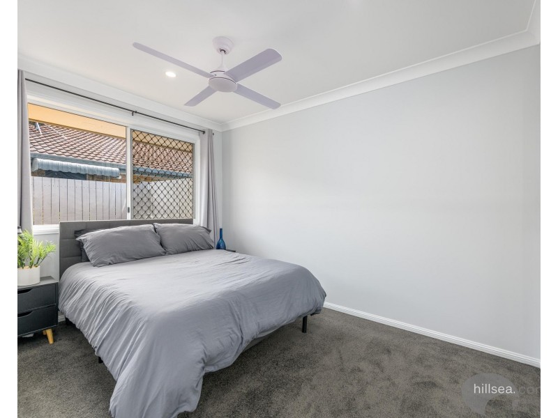 1/9 Riccarton Place, Labrador QLD 4215