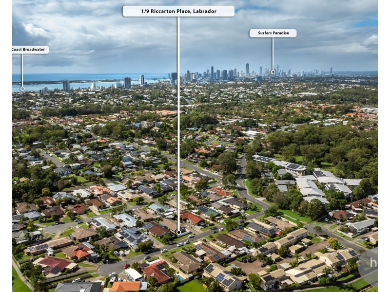 1/9 Riccarton Place, Labrador QLD 4215