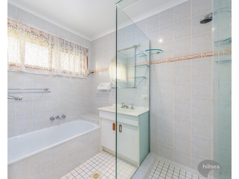 2/92 Kangaroo Avenue, Coombabah QLD 4216