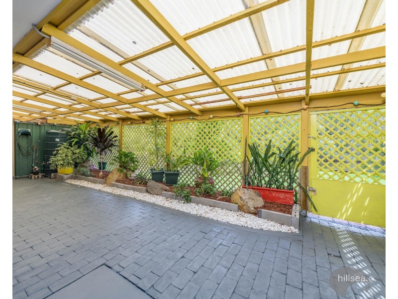 2/92 Kangaroo Avenue, Coombabah QLD 4216