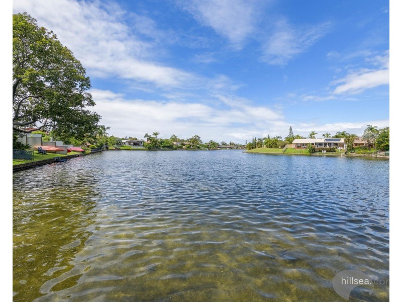 2/92 Kangaroo Avenue, Coombabah QLD 4216