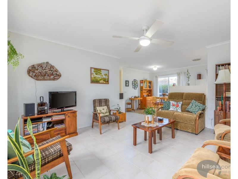 1/4 Webb Street, Labrador QLD 4215