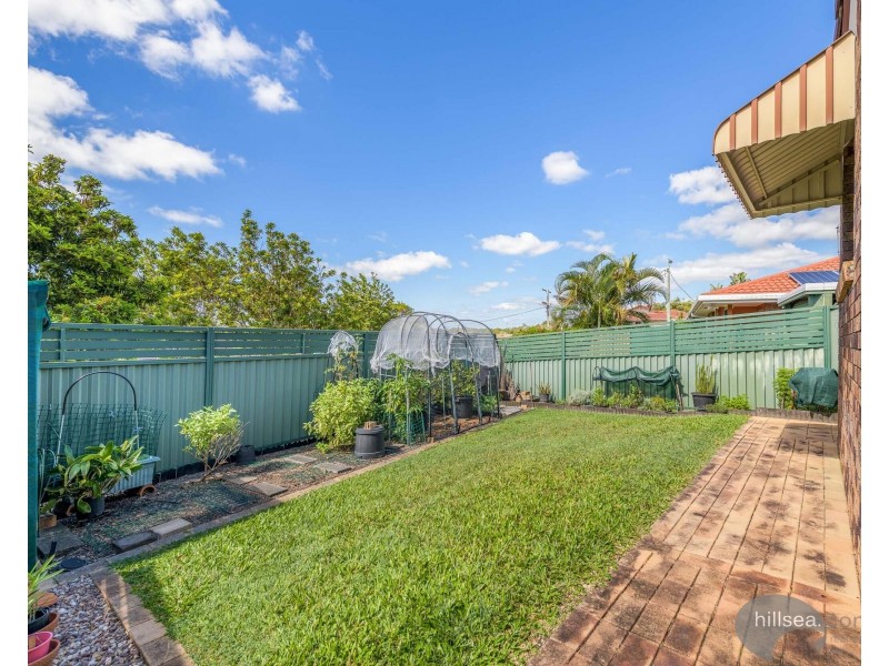 1/4 Webb Street, Labrador QLD 4215