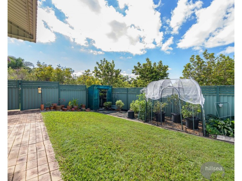 1/4 Webb Street, Labrador QLD 4215