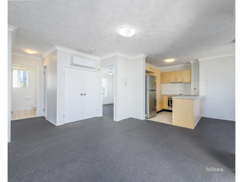 29/3-5 Norman Street, Southport QLD 4215