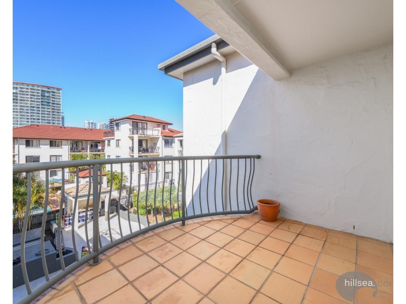29/3-5 Norman Street, Southport QLD 4215