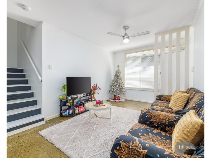 1/34 Labrador Street, Labrador QLD 4215