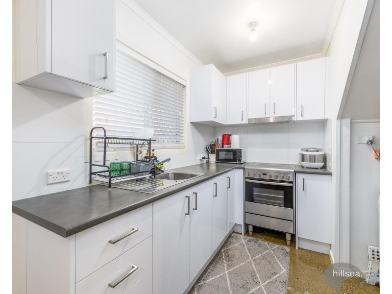 1/34 Labrador Street, Labrador QLD 4215