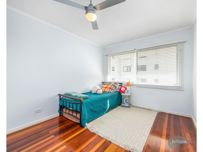 1/34 Labrador Street, Labrador QLD 4215