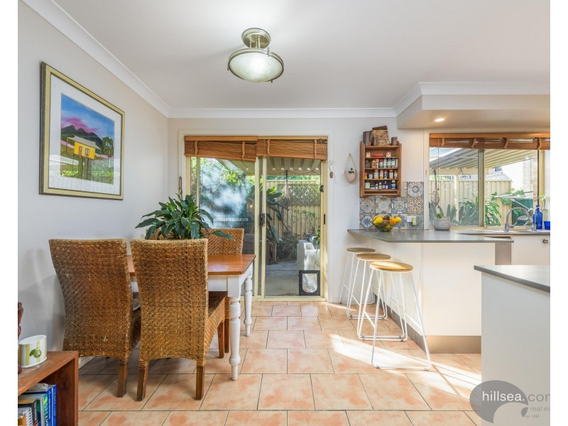 4/33 Government Road, Labrador QLD 4215
