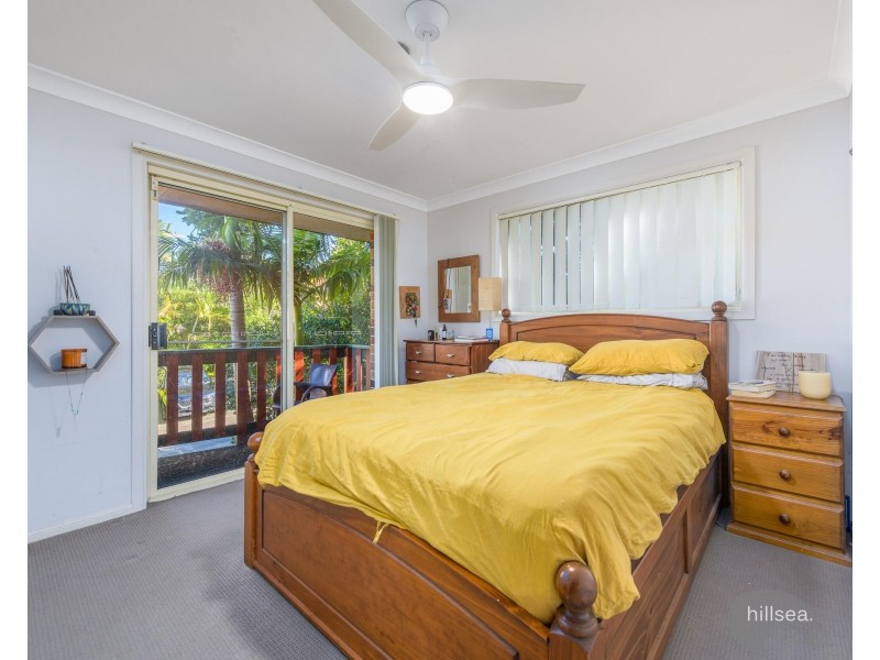 4/33 Government Road, Labrador QLD 4215
