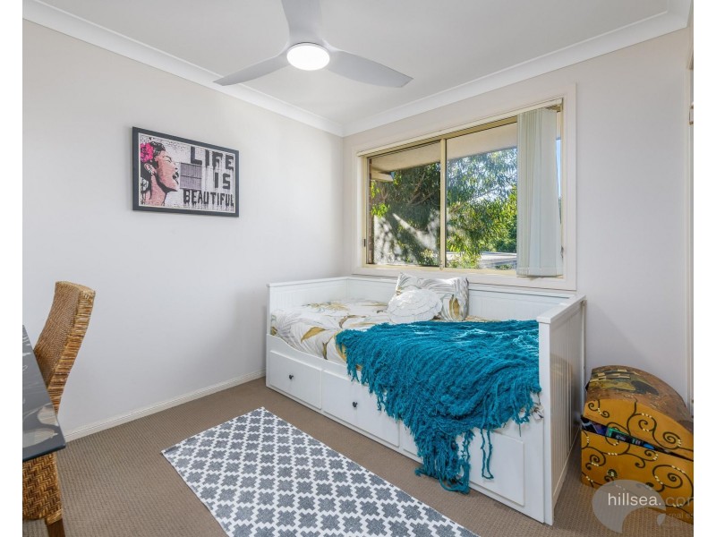 4/33 Government Road, Labrador QLD 4215