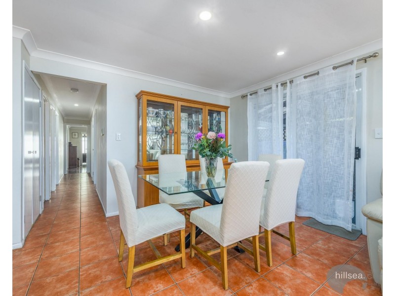 2/7 Clovelly Place, Labrador QLD 4215