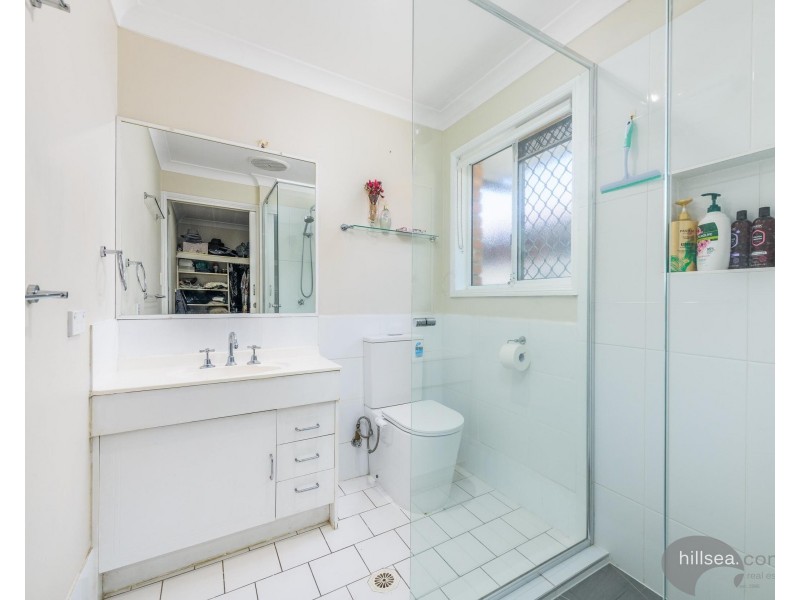 2/7 Clovelly Place, Labrador QLD 4215