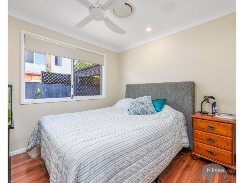 2/7 Clovelly Place, Labrador QLD 4215